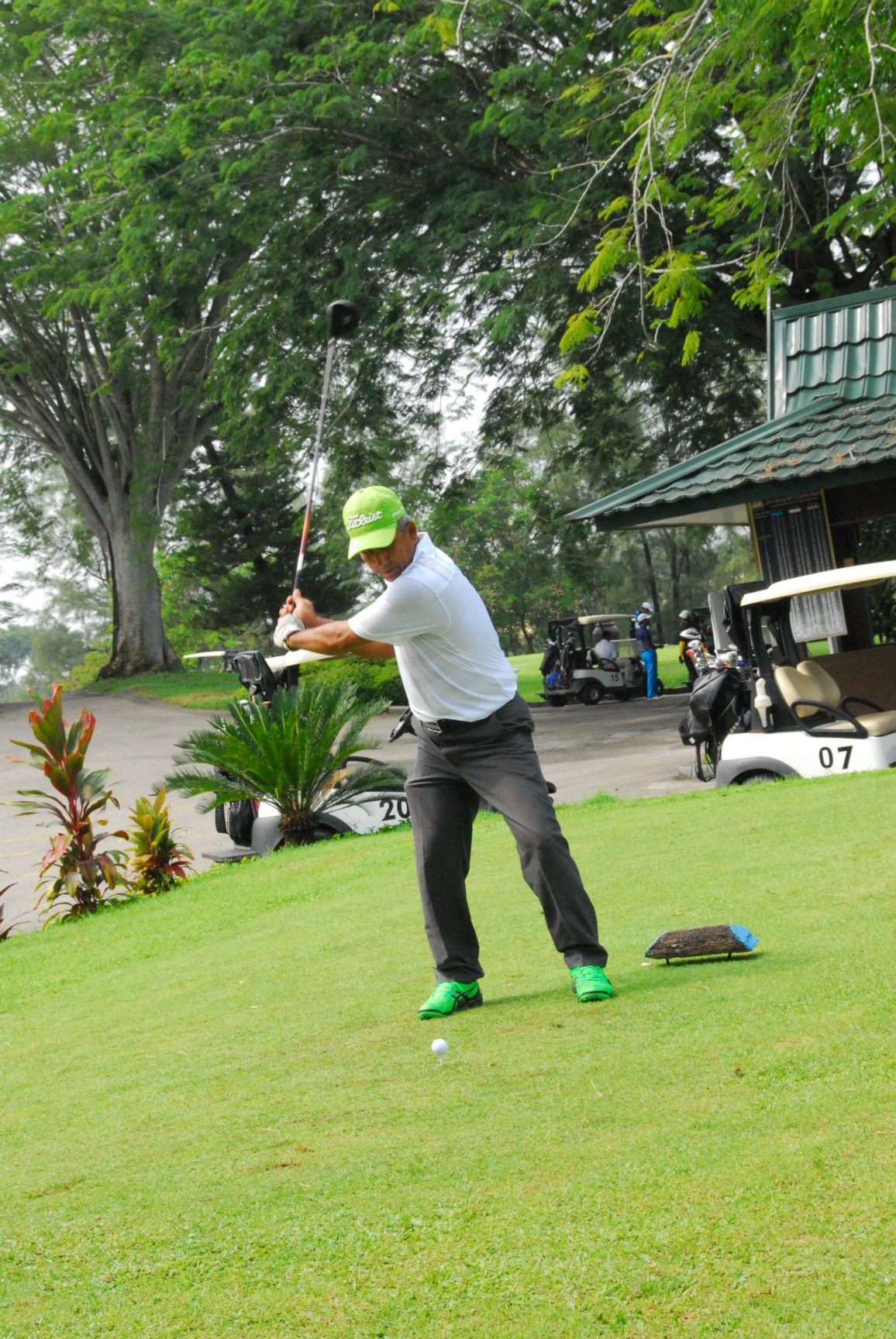 PRO15 157 GOLF DSC 0423.JPG